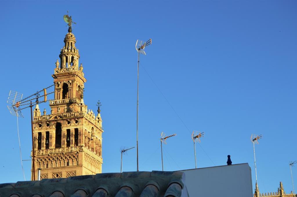 Stunning Attic With Private Terrace And Parking Optional Apartamento Sevilha Exterior foto