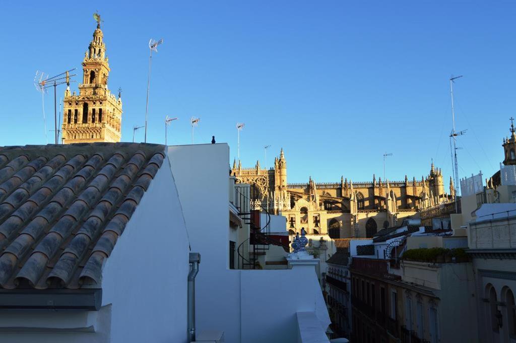 Stunning Attic With Private Terrace And Parking Optional Apartamento Sevilha Exterior foto