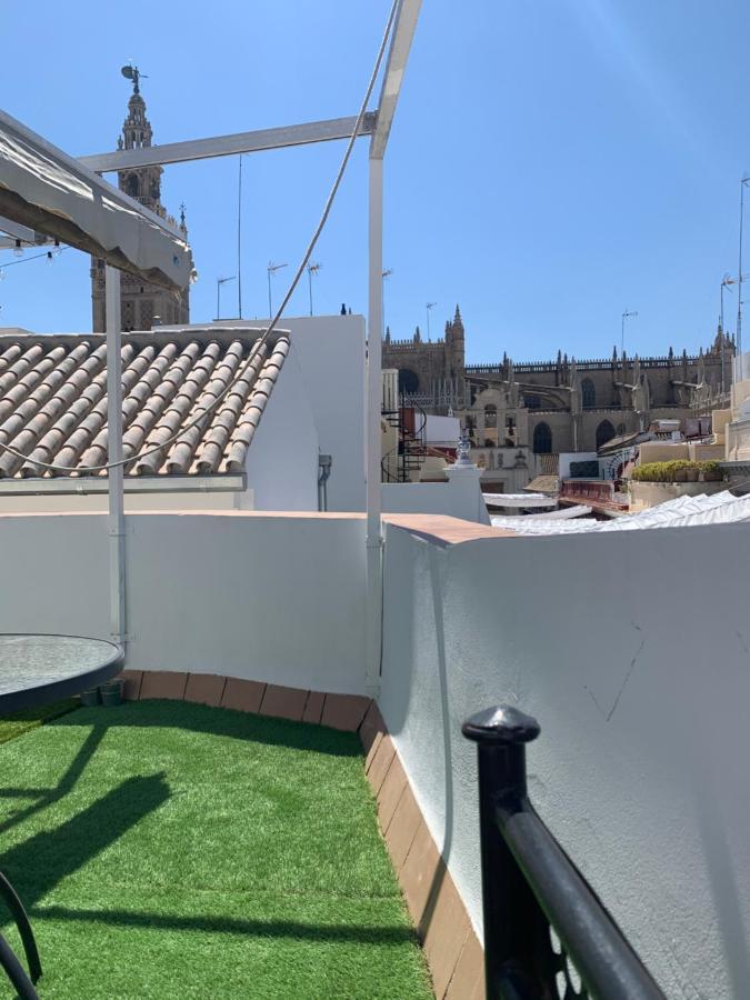 Stunning Attic With Private Terrace And Parking Optional Apartamento Sevilha Exterior foto