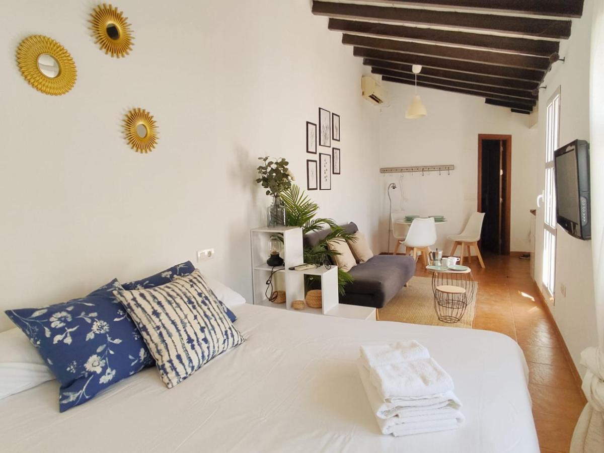 Stunning Attic With Private Terrace And Parking Optional Apartamento Sevilha Exterior foto